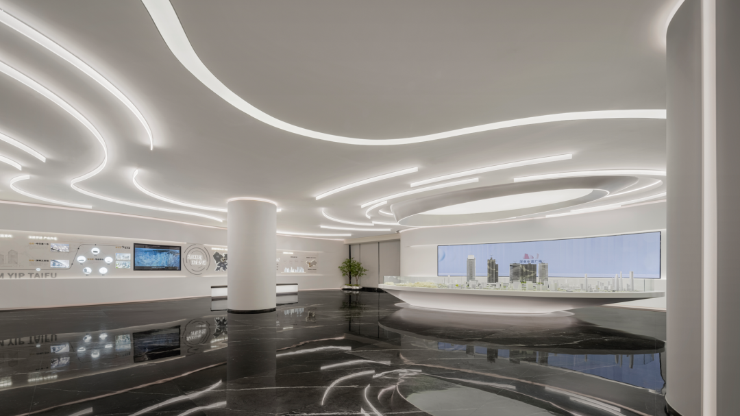 <strong>LB凌奔設計×深業泰富廣場</strong>